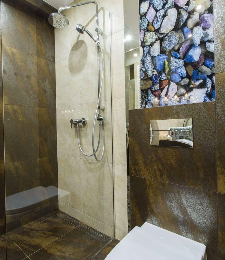 Apartament Tatrzanski Swit Z Tarasem 20M2, Garazem Podziemnym, Grota Solna Zakopane Bagian luar foto